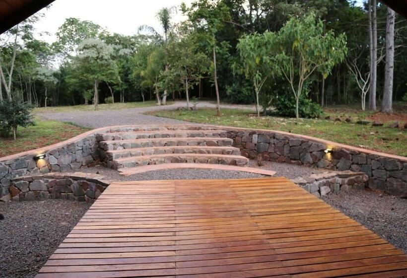 ユースホステル Piel De Timbó