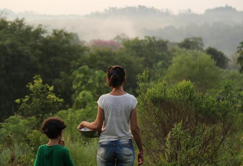 ユースホステル Piel De Timbó