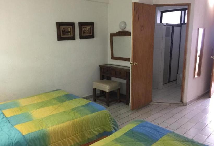 فندق صغير Posada Familiar Dalila