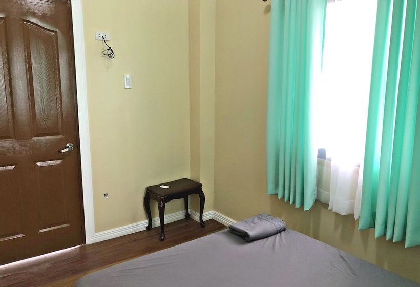 هاستل Racadisson Tourist Inn