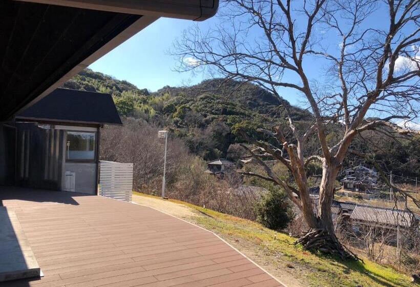 ユースホステル Shiraishi Island International Villa
