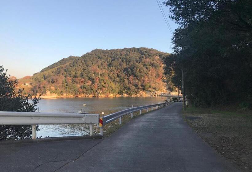 ユースホステル Shiraishi Island International Villa