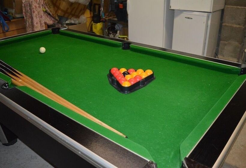 Bed and Breakfast Campagn Art