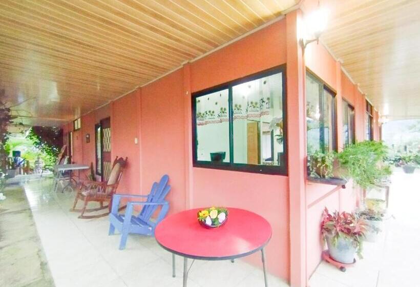 تختخواب و صبحانه Hospedaje Luis & Ana