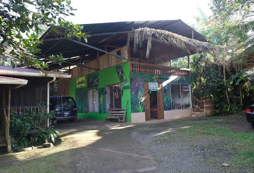 مبيت وإفطار Iguanitas Lodge