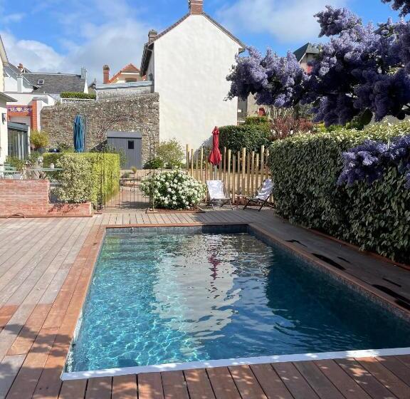 צימר La Cotentine Maison D Hôtes