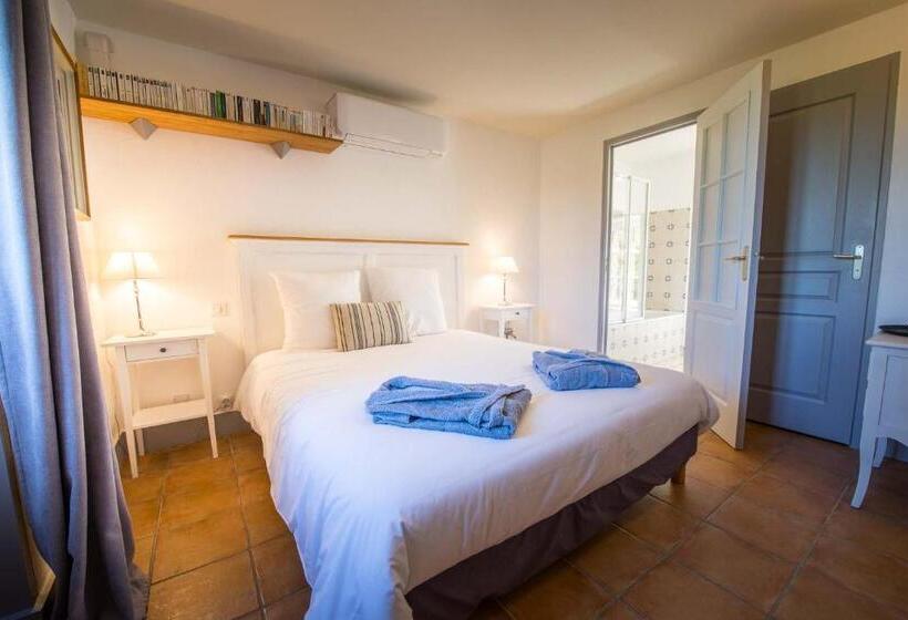 مبيت وإفطار La Demeure De Cybele   Chambres D Hôtes En Drôme Provençale