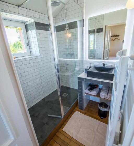 مبيت وإفطار La Demeure De Cybele   Chambres D Hôtes En Drôme Provençale