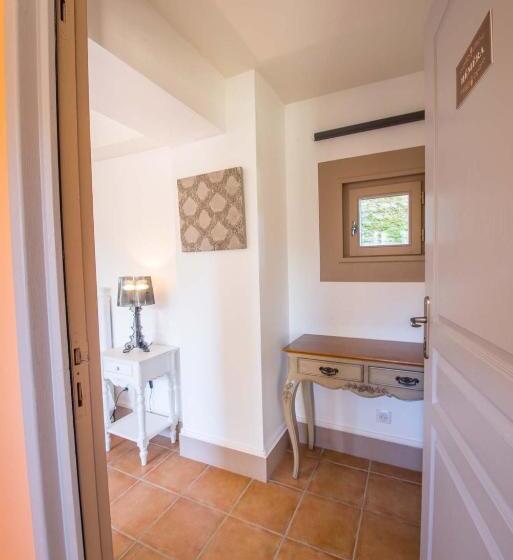 مبيت وإفطار La Demeure De Cybele   Chambres D Hôtes En Drôme Provençale