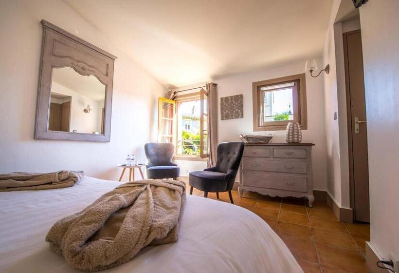 مبيت وإفطار La Demeure De Cybele   Chambres D Hôtes En Drôme Provençale
