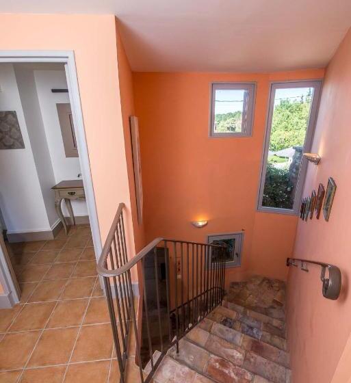 مبيت وإفطار La Demeure De Cybele   Chambres D Hôtes En Drôme Provençale