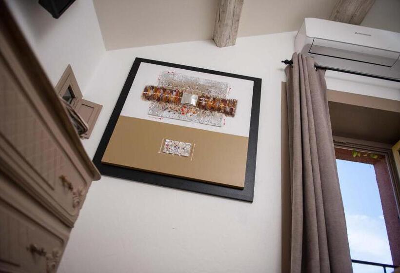 مبيت وإفطار La Demeure De Cybele   Chambres D Hôtes En Drôme Provençale