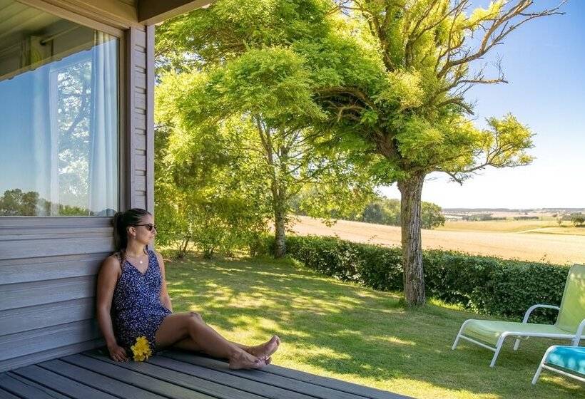 Bed and Breakfast La Roulotte Des Mousquetaires