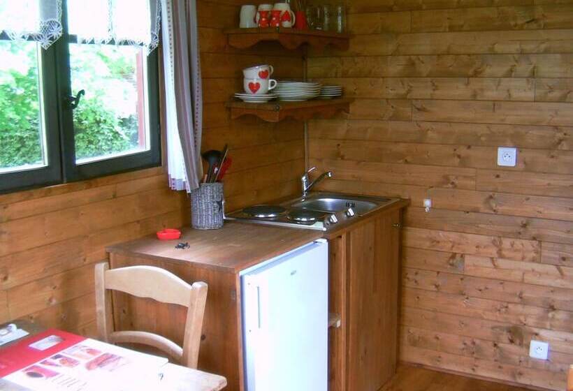 Bed and Breakfast La Roulotte Des Mousquetaires