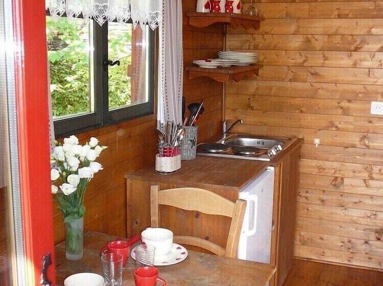 Bed and Breakfast La Roulotte Des Mousquetaires