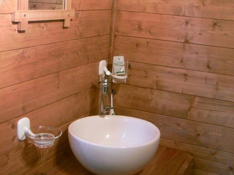 Bed and Breakfast La Roulotte Des Mousquetaires