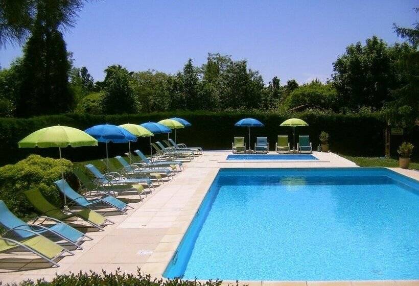 Bed and Breakfast La Roulotte Des Mousquetaires