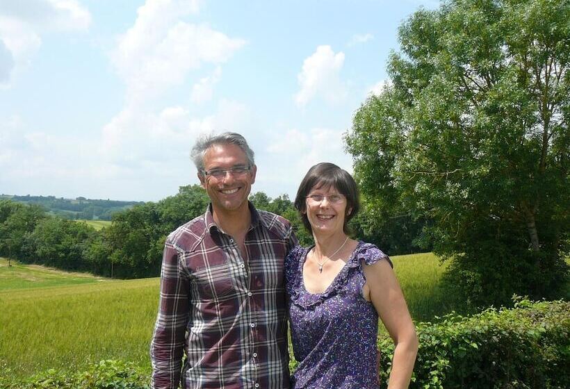 Bed and Breakfast La Roulotte Des Mousquetaires