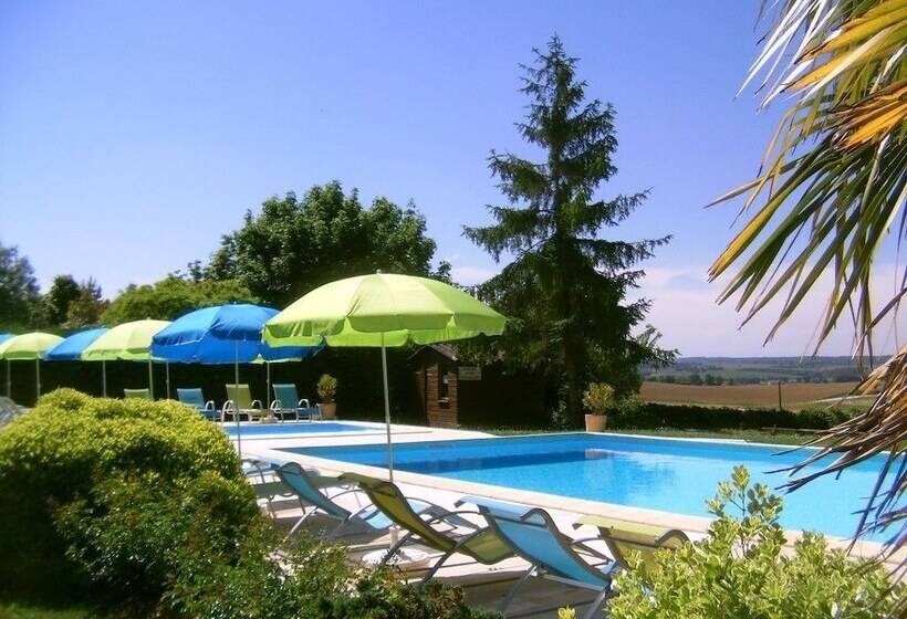 Bed and Breakfast La Roulotte Des Mousquetaires