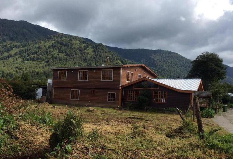 مبيت وإفطار Los Mañíos Del Queulat Puyuhuapi