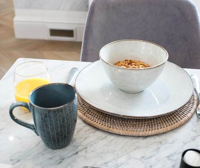 Bed and Breakfast One Shore Street