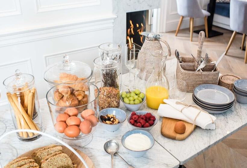 Bed and Breakfast One Shore Street