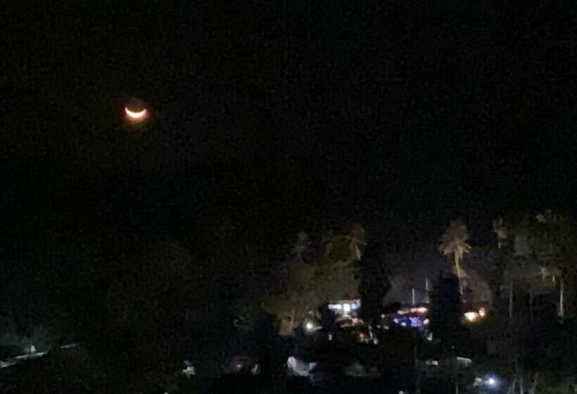 تختخواب و صبحانه Santa Claus Hilltop