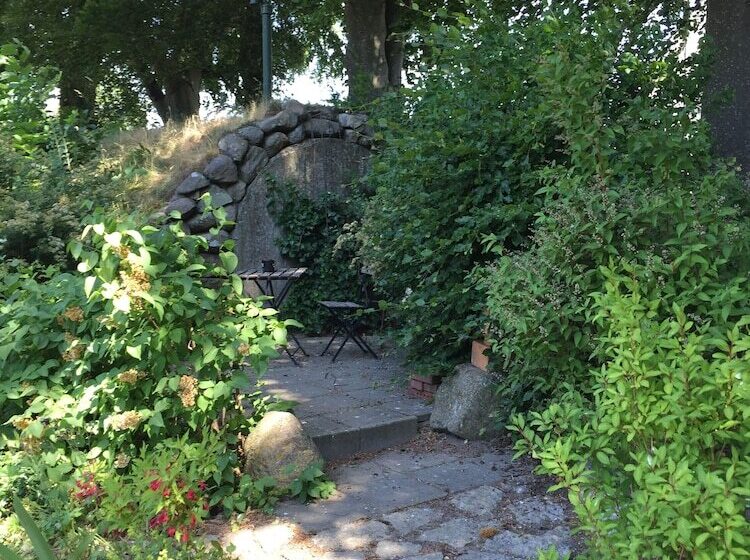 مبيت وإفطار Vita Huset På österlen