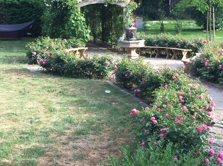 مبيت وإفطار Vita Huset På österlen