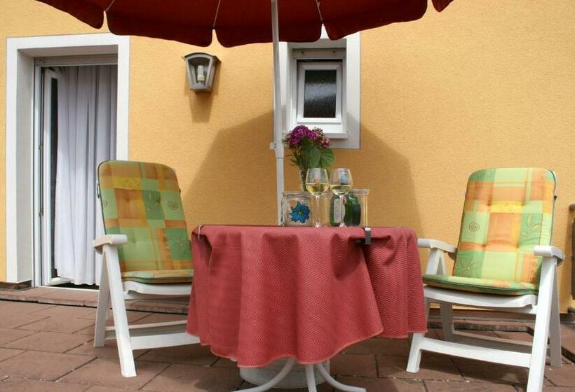 ベッドアンドブレックファースト Weingut Herbert Kram