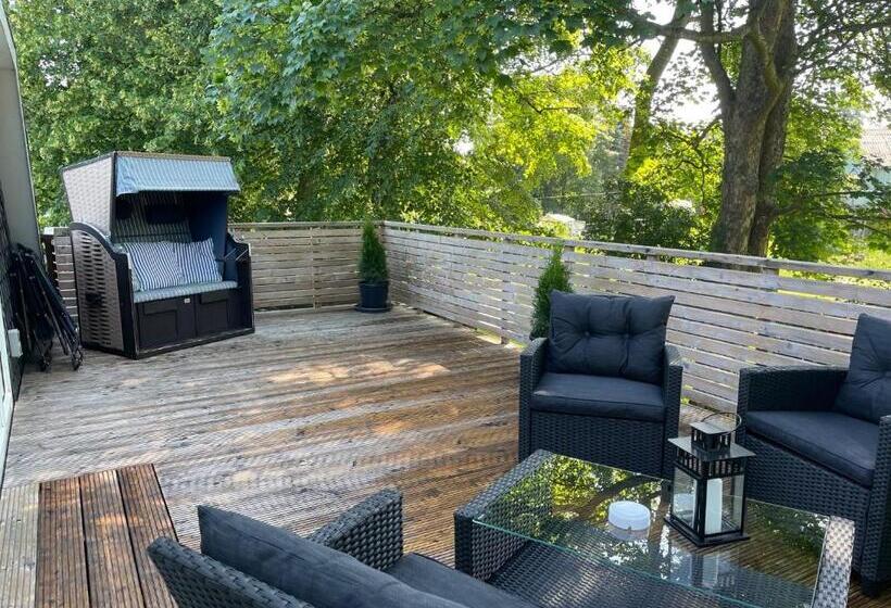 Friesen Lodge Apartments