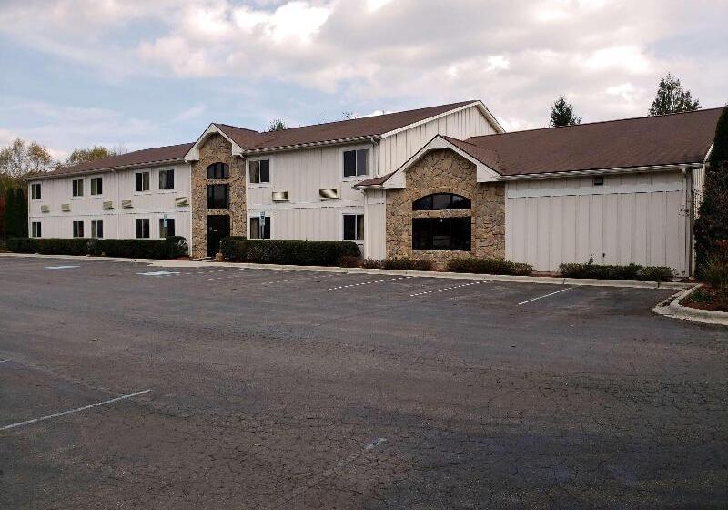 酒店 Americas Best Value Inn & Suites Independence Va