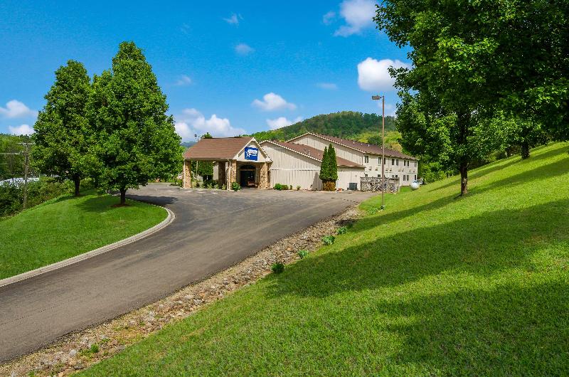 Отель Americas Best Value Inn & Suites Independence Va