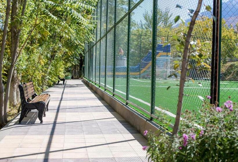 בית מלון כפרי Avenue Park