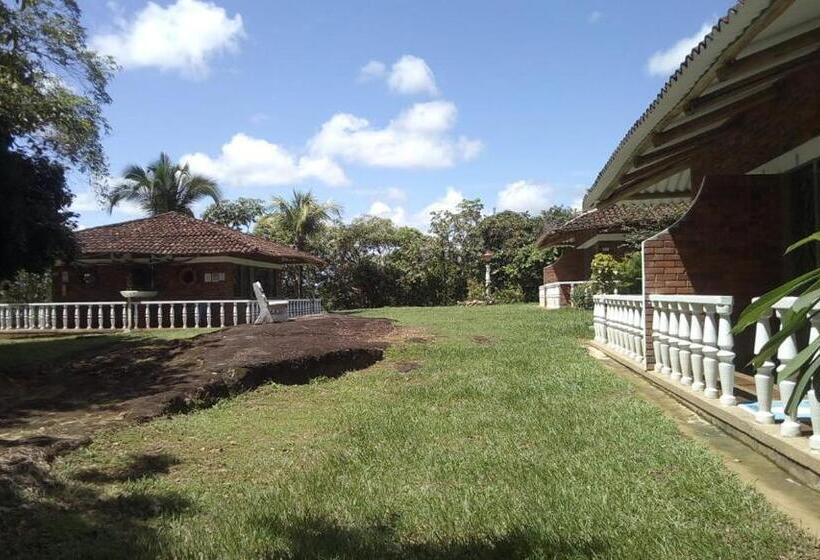 בית מלון כפרי Campestre Luna Roja