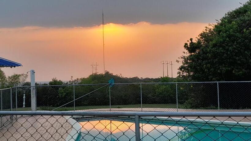 Отель Campestre Luna Roja