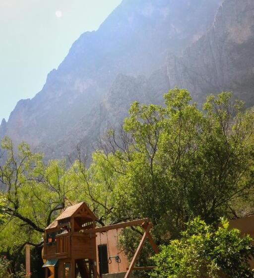 Vista Potrero Hotel, Camping & Events