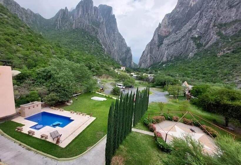 Vista Potrero Hotel, Camping & Events