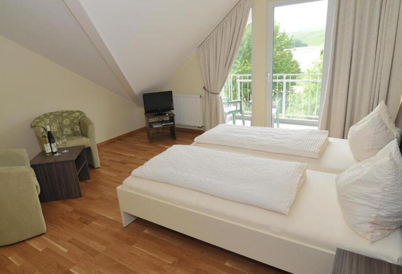 ホテル Gästehaus Wein Im Turm