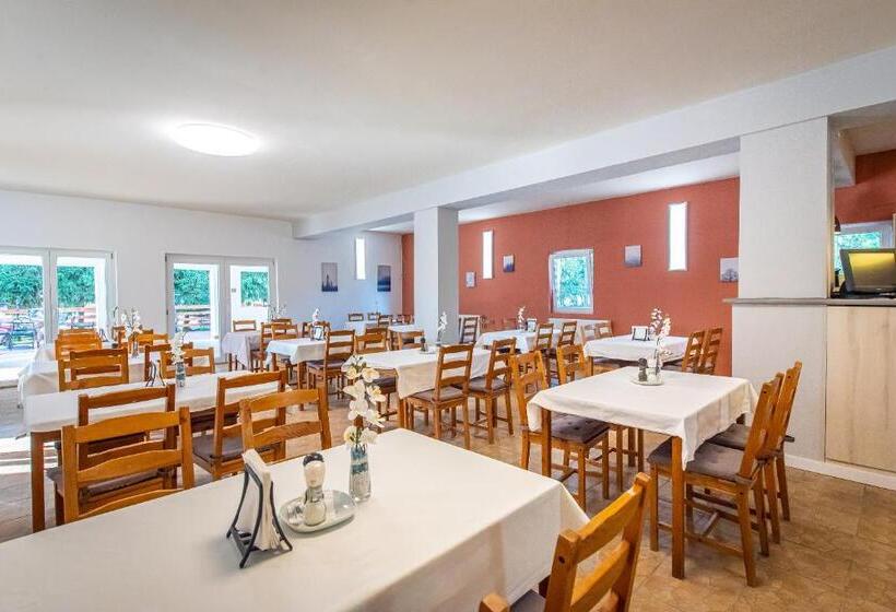 ホテル Herczeg Udvarház Poroszló