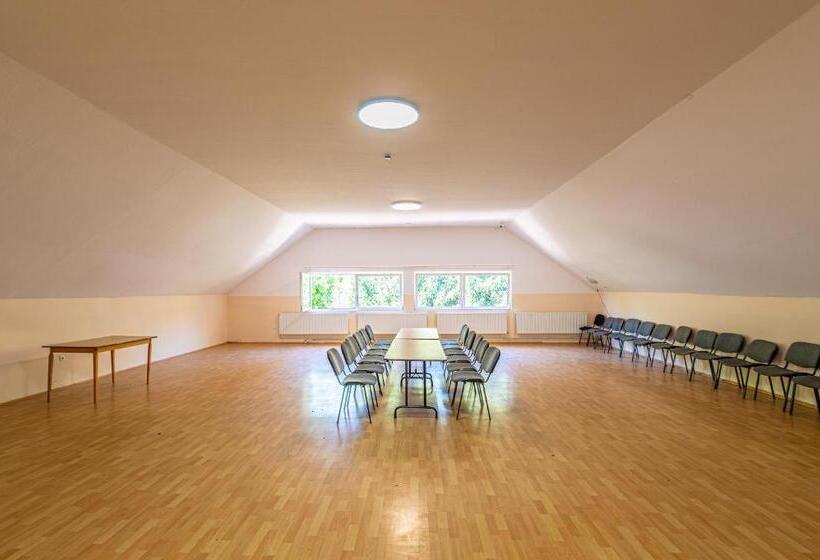 ホテル Herczeg Udvarház Poroszló