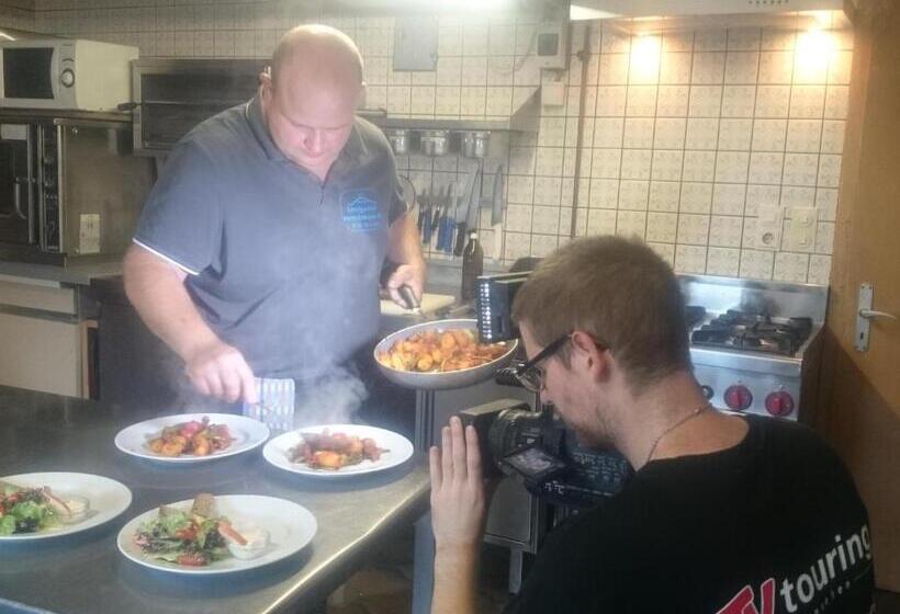 酒店 Landgasthof Und Pension Zum Löwen