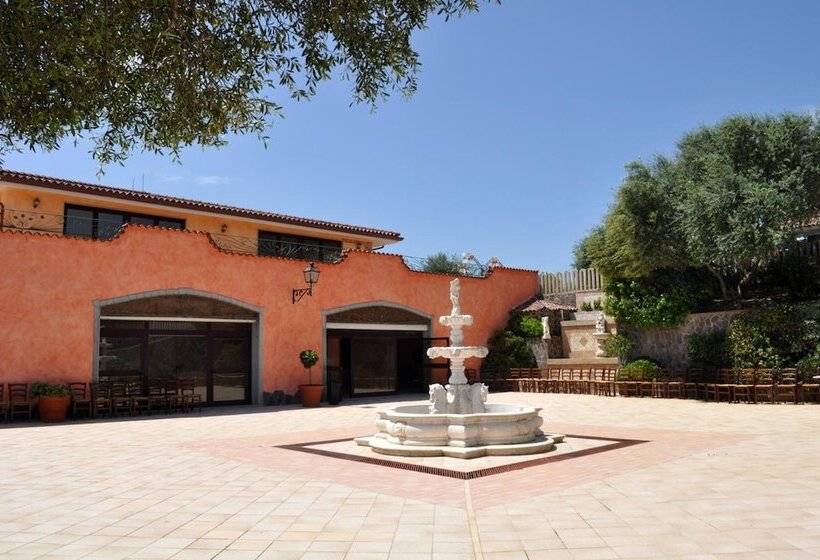 בית מלון כפרי Le Tre Rose