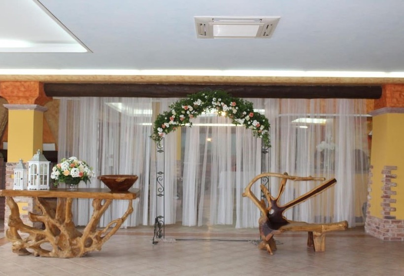 בית מלון כפרי Le Tre Rose