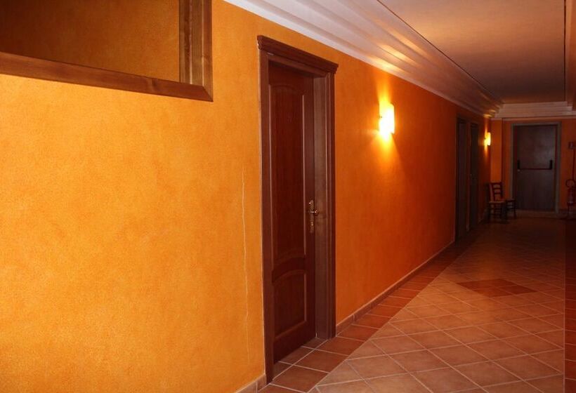 בית מלון כפרי Le Tre Rose