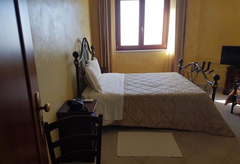 בית מלון כפרי Le Tre Rose