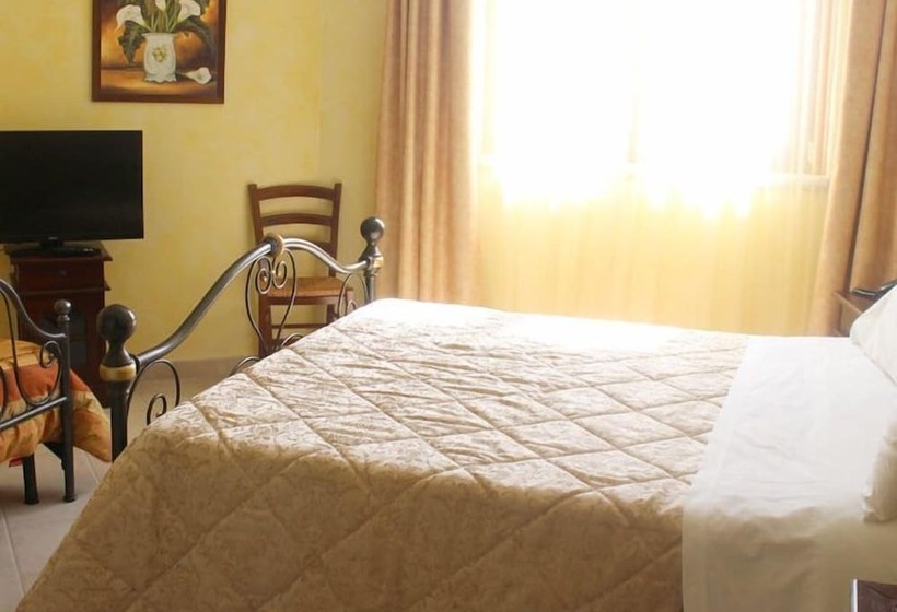 בית מלון כפרי Le Tre Rose