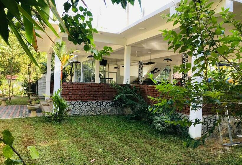 酒店 Leisure Port Restinn