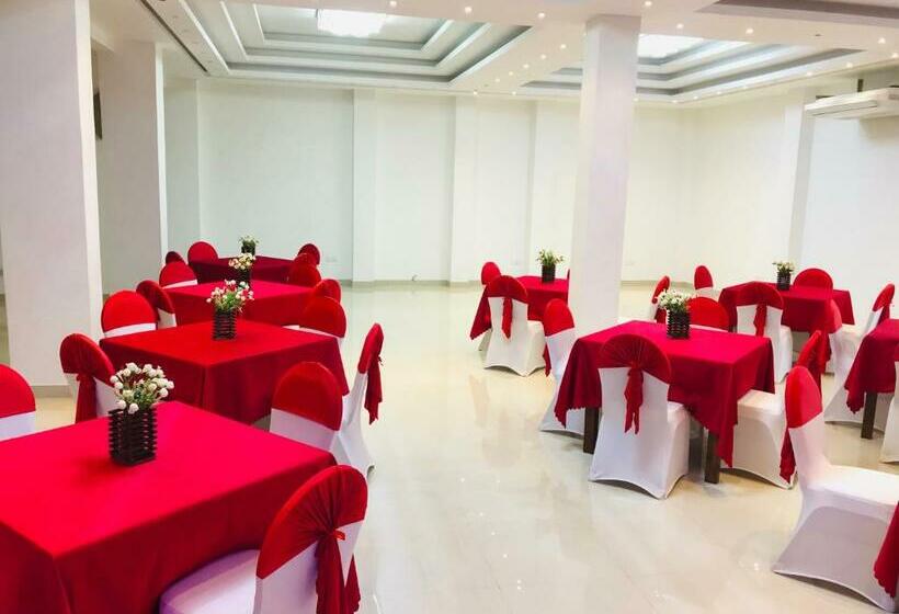 酒店 Leisure Port Restinn