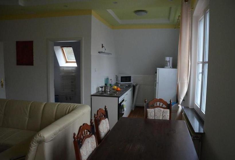 בית מלון כפרי Lekoma Pension